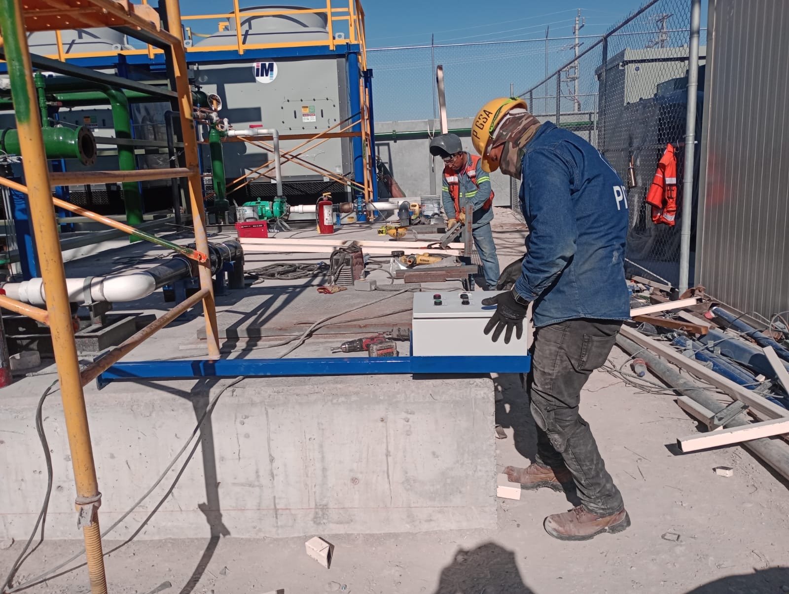 63e67b99-d003-4a18-af76-1575ec106236